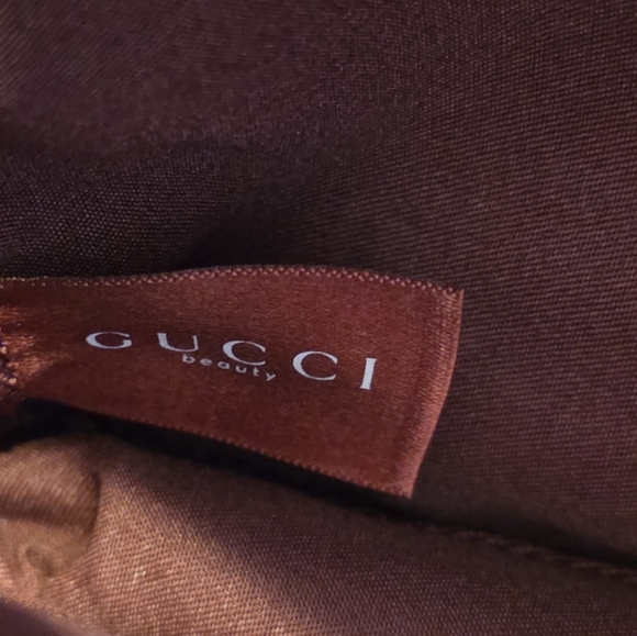 Gucci Beauty Black Toiletry Pouch Burgundy Lining NWT - Picture 4 of 5